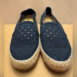 Vaneli Sport Navy Perforated laser cut suede Slip-On espadrille loafers 7.5